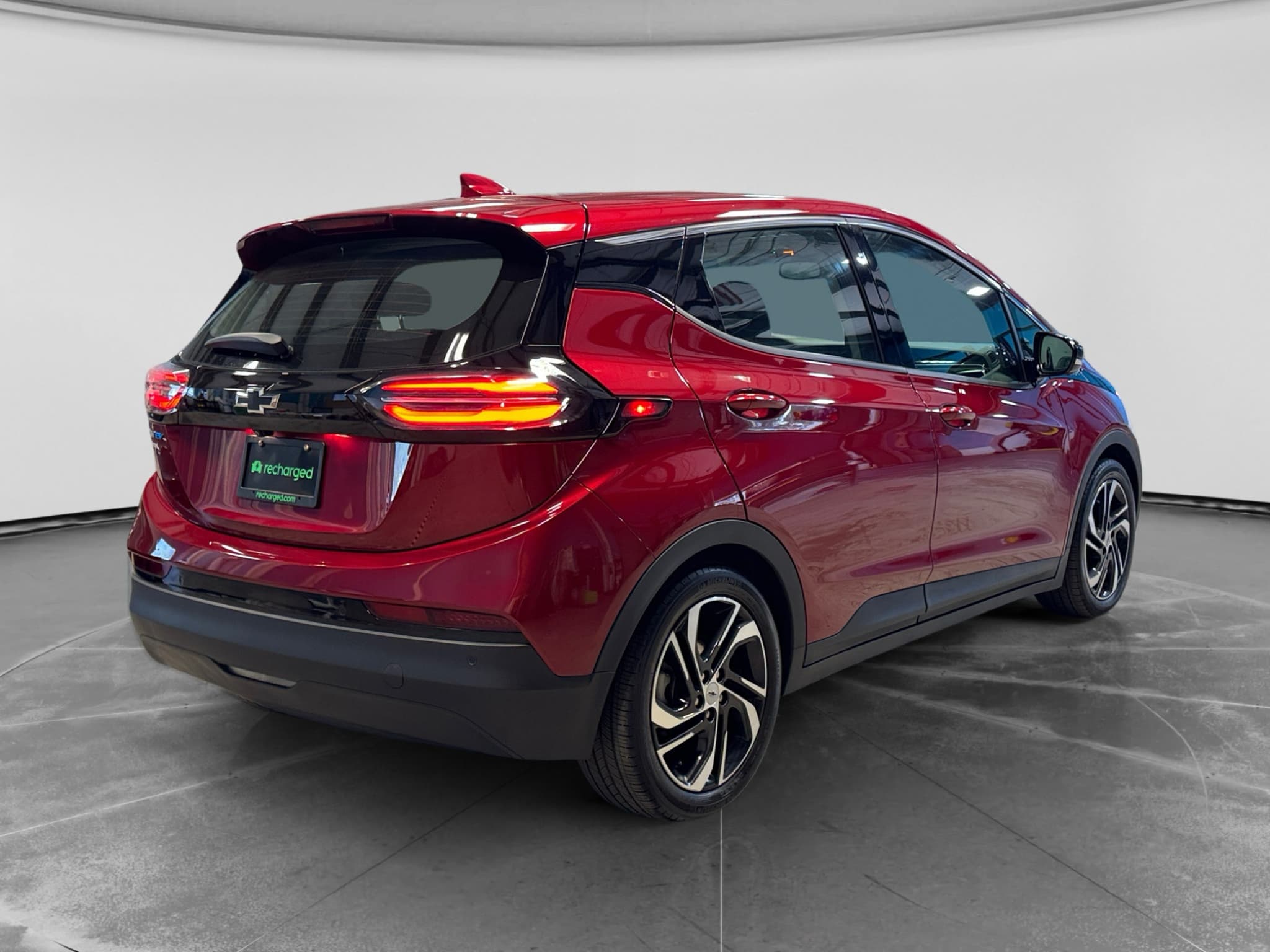 2023 Chevrolet Bolt EV view 3