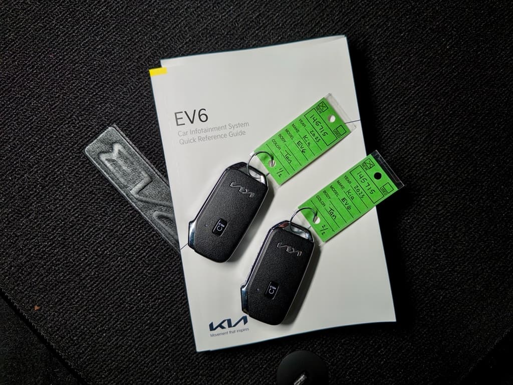 2023 Kia EV6 view 25