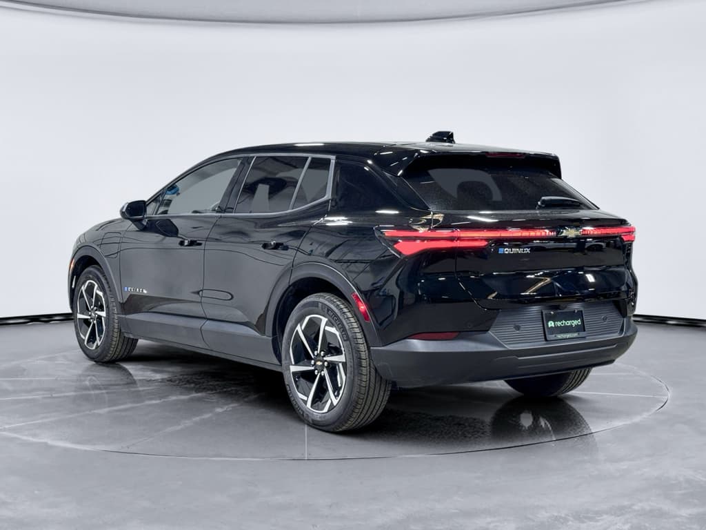 2025 Chevrolet Equinox EV view 2
