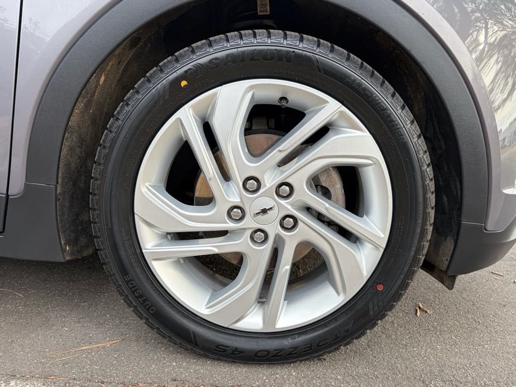 2023 Chevrolet Bolt EV view 32