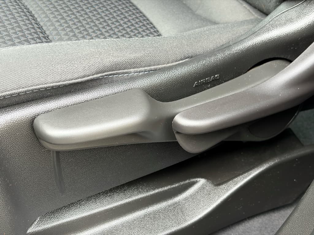 2023 Chevrolet Bolt EV view 7