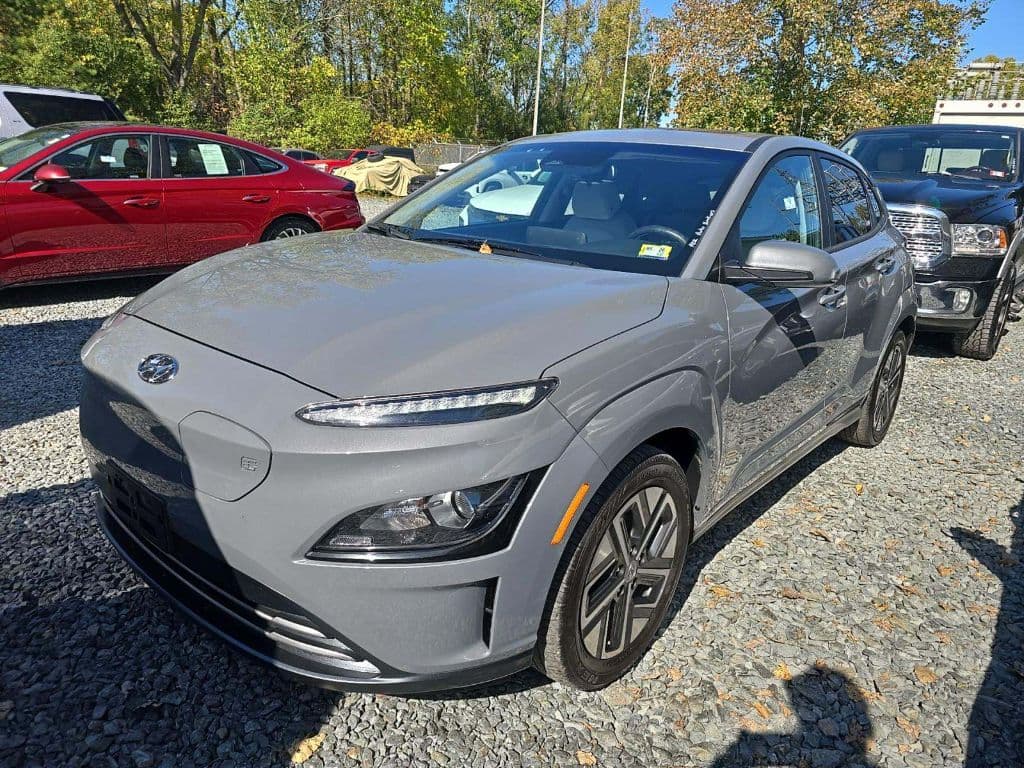 2022 Hyundai Kona EV view 1