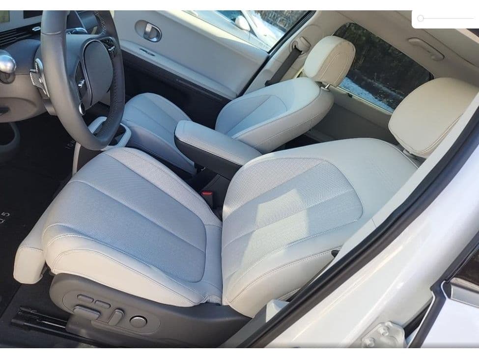 2023 Hyundai IONIQ 5 view 5