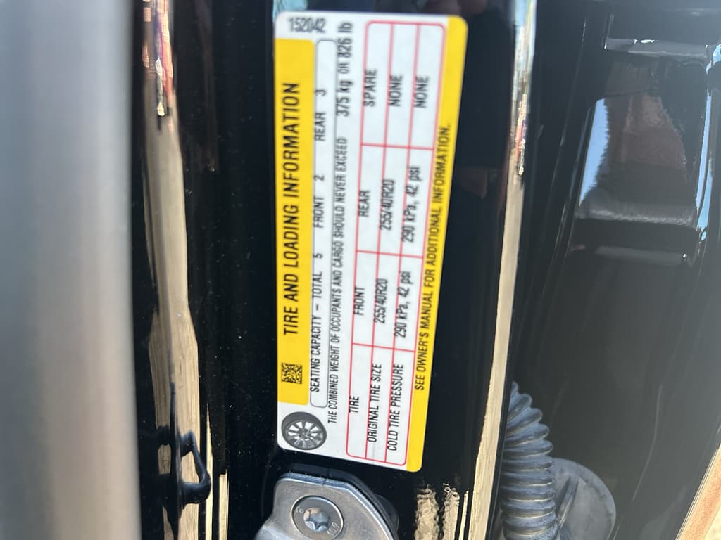 2023 Tesla Model Y view 20