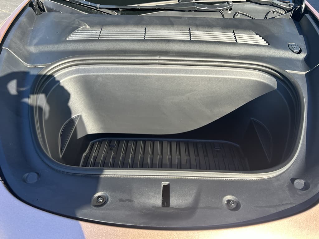 2023 Tesla Model Y view 23