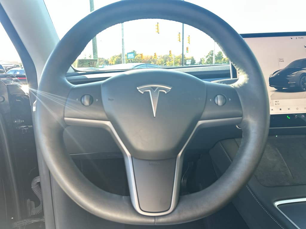 2023 Tesla Model Y view 8