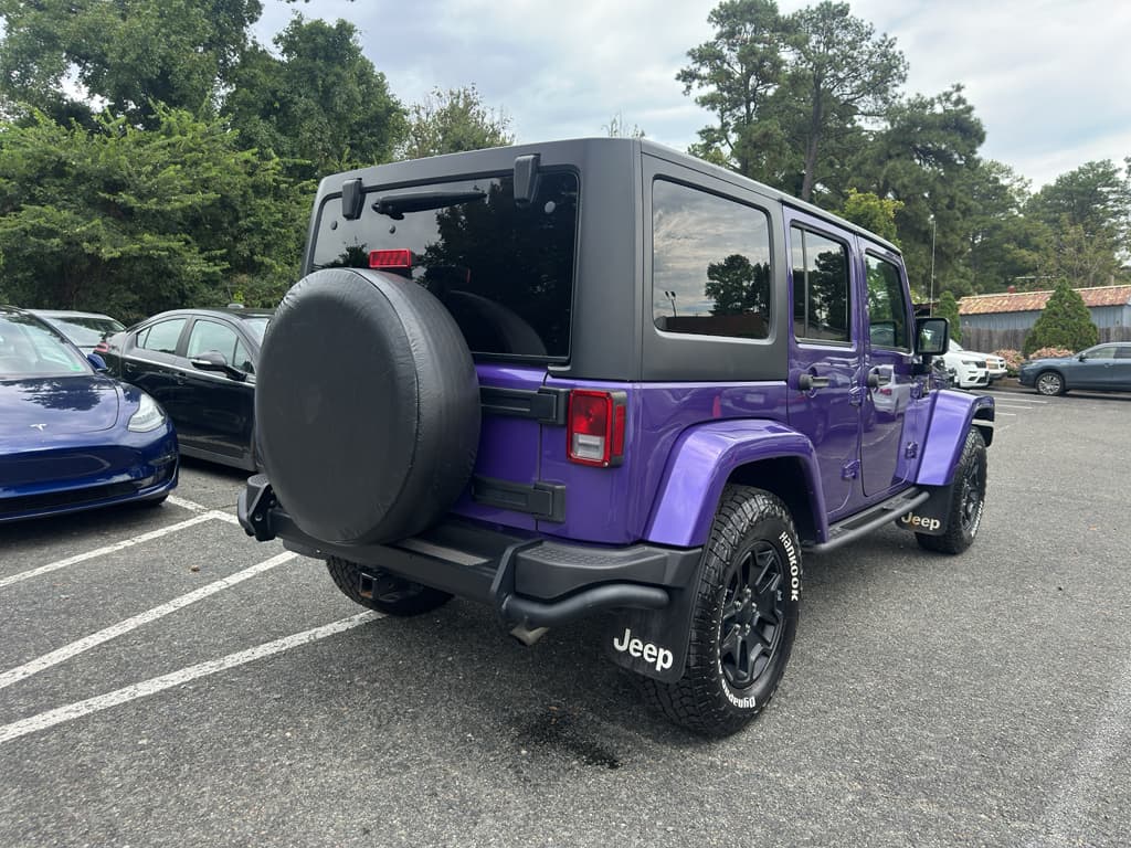 2016 Jeep Wrangler view 4