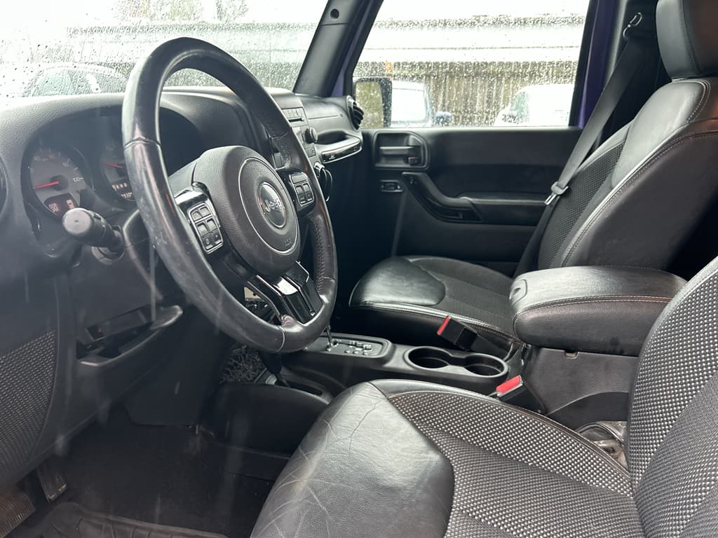 2016 Jeep Wrangler view 5