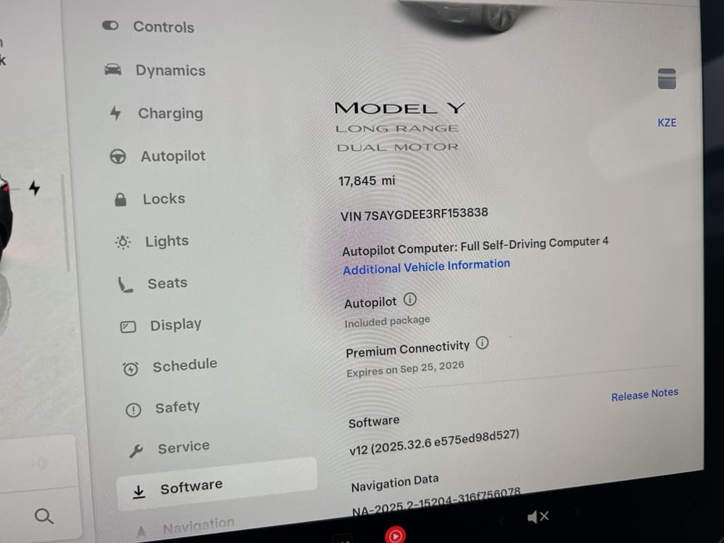 2024 Tesla Model Y view 9