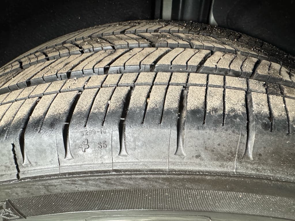 2023 Chevrolet Bolt EUV view 31