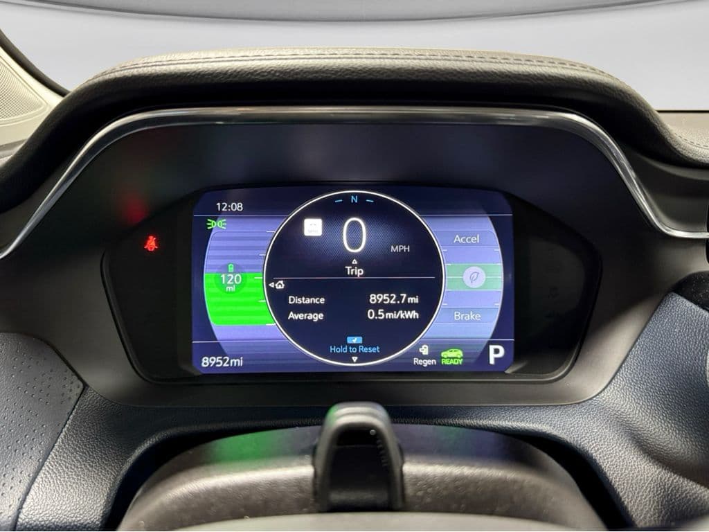 2023 Chevrolet Bolt EUV view 10
