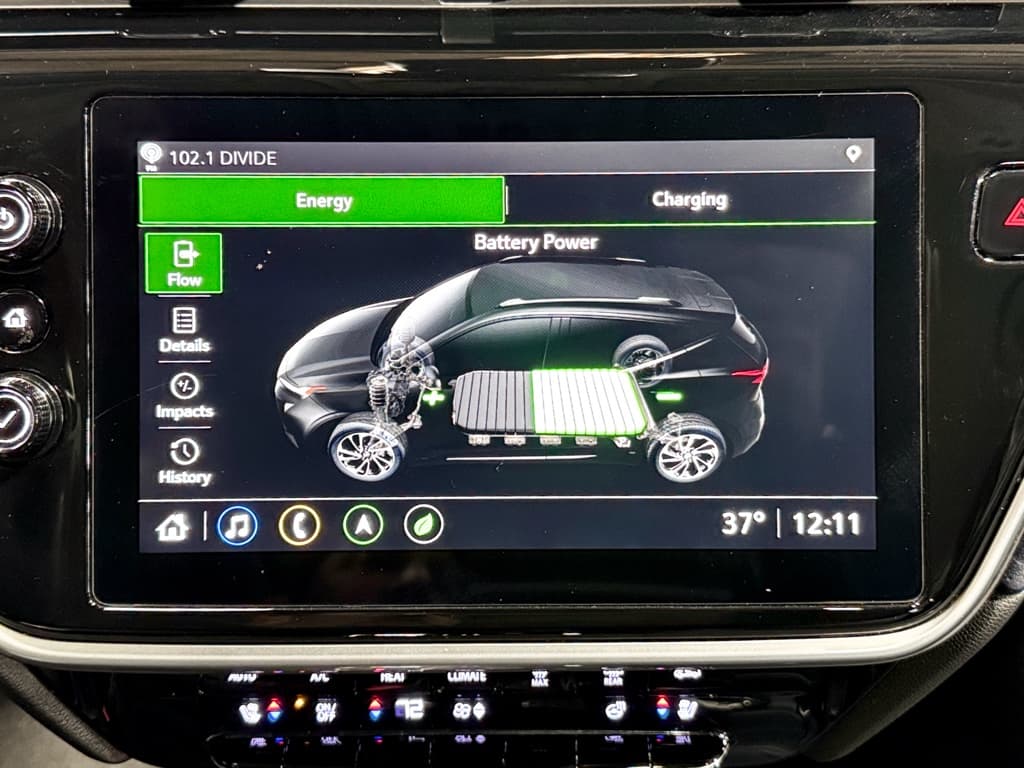 2023 Chevrolet Bolt EUV view 12