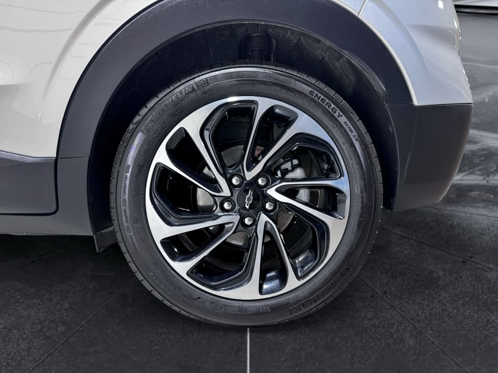 2023 Chevrolet Bolt EUV view 32