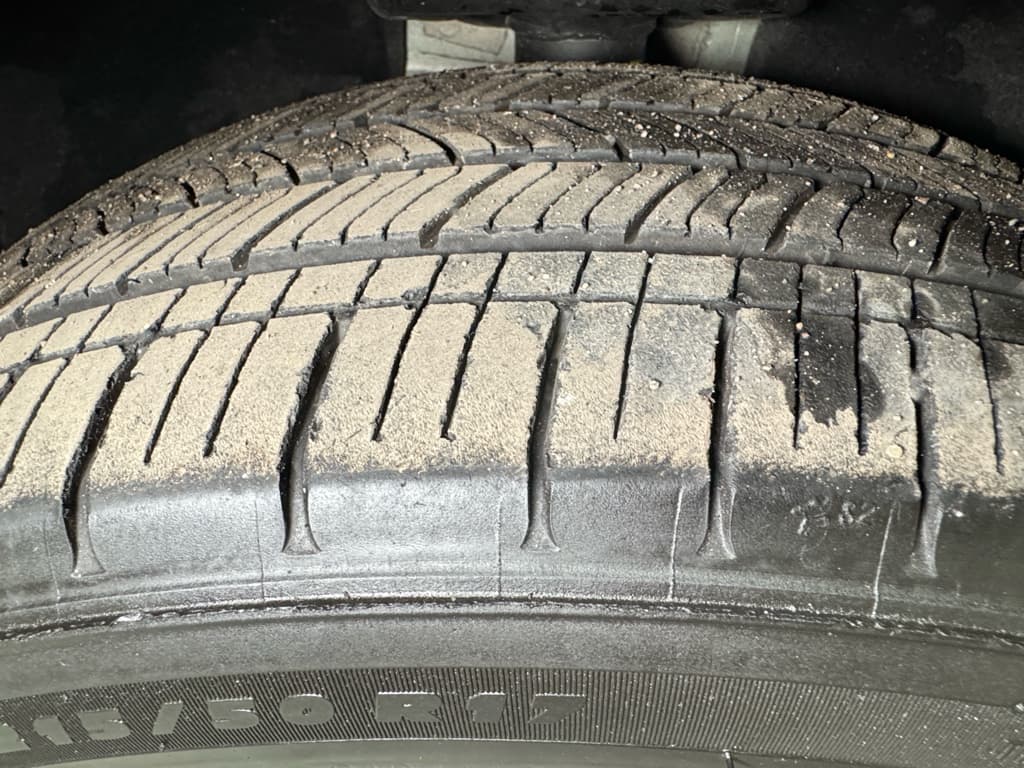 2023 Chevrolet Bolt EUV view 35