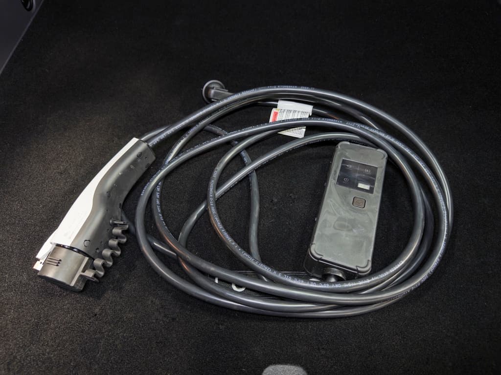 2023 Hyundai IONIQ 5 view 6