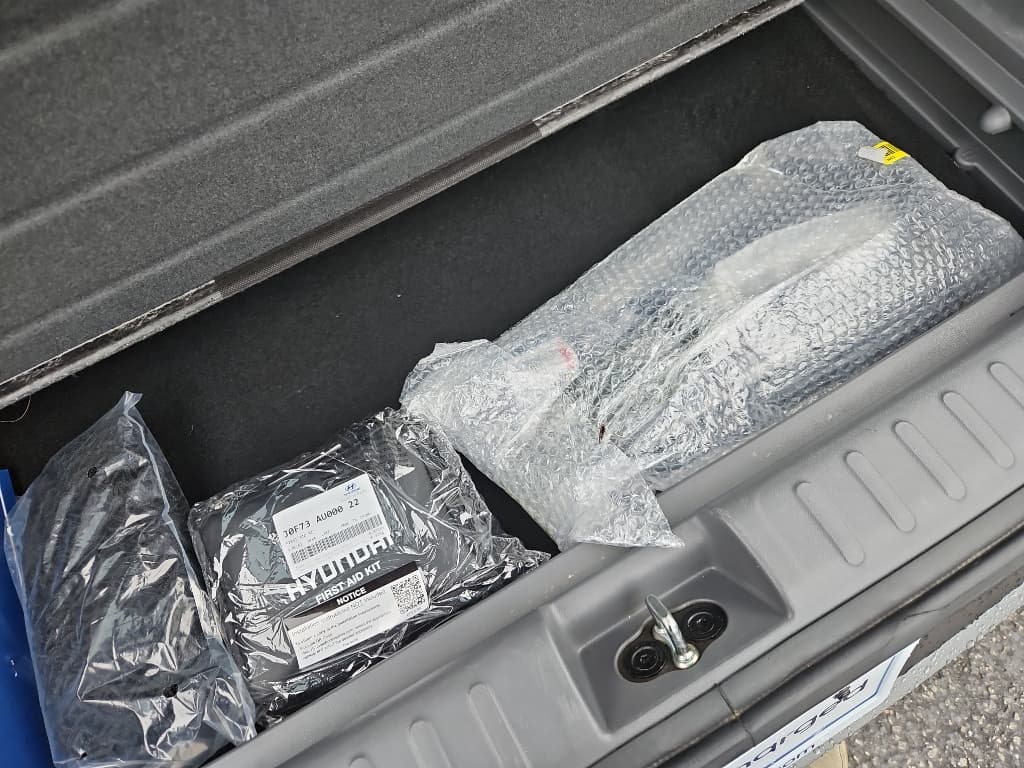 2023 Hyundai IONIQ 5 view 6