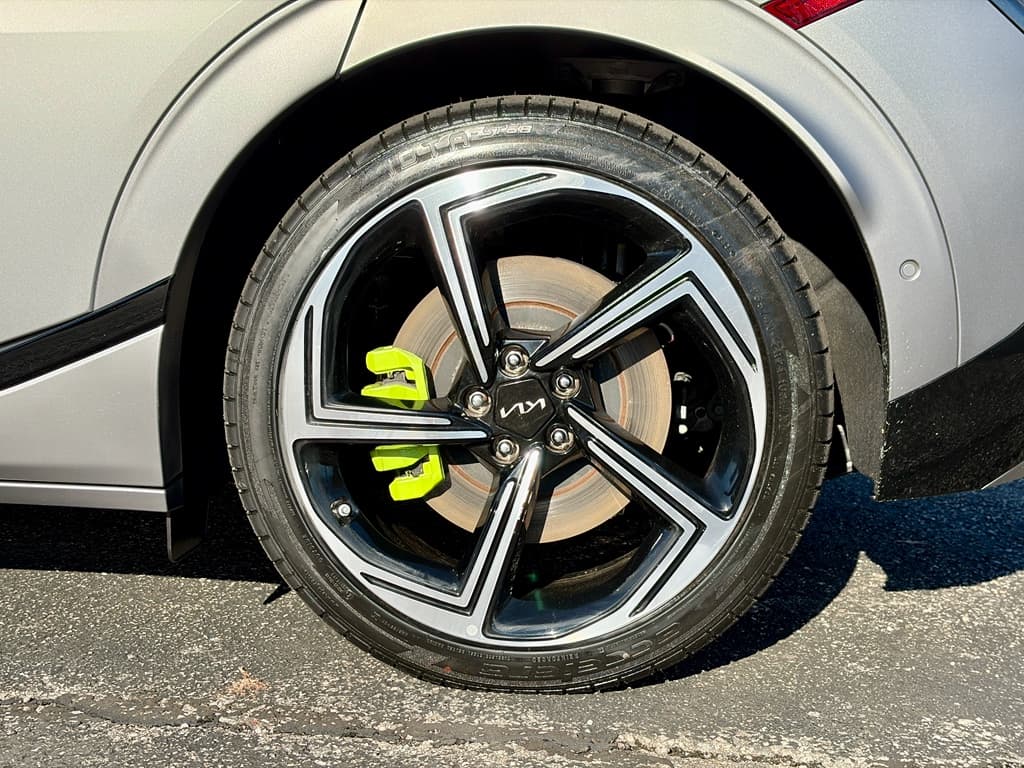 2024 Kia EV6 view 32