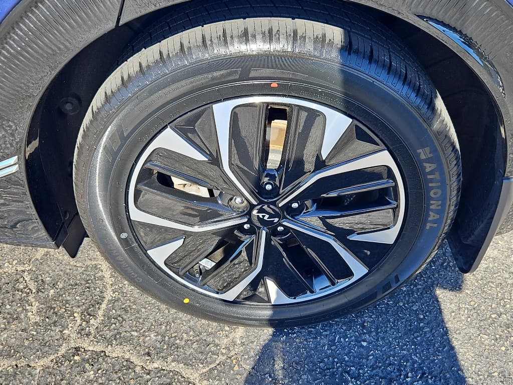 2024 Kia EV6 view 33