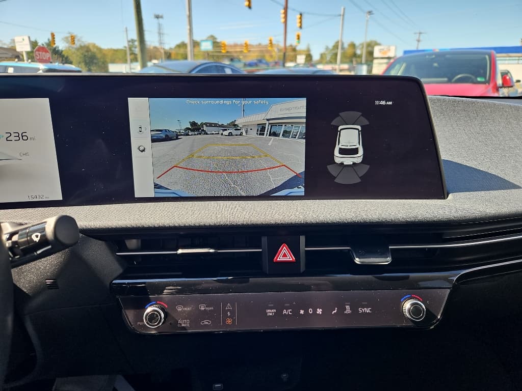 2024 Kia EV6 view 16