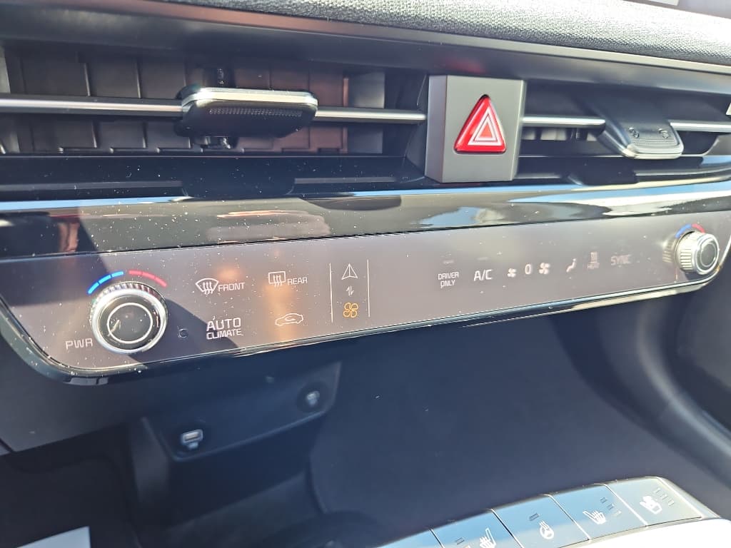 2024 Kia EV6 view 21