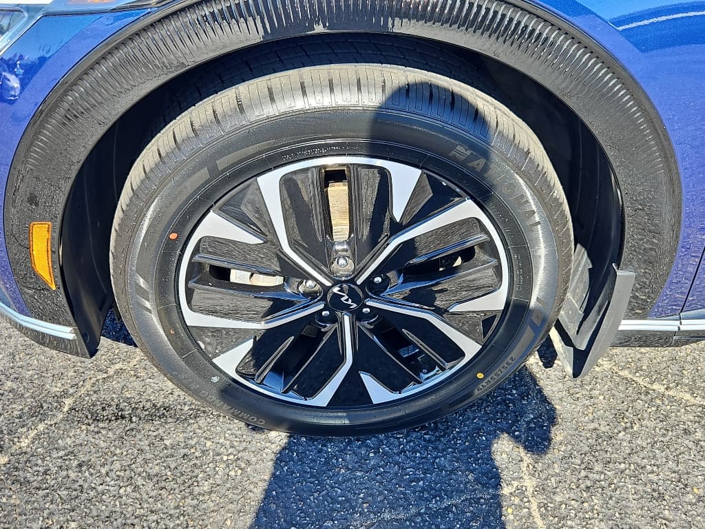 2024 Kia EV6 view 31