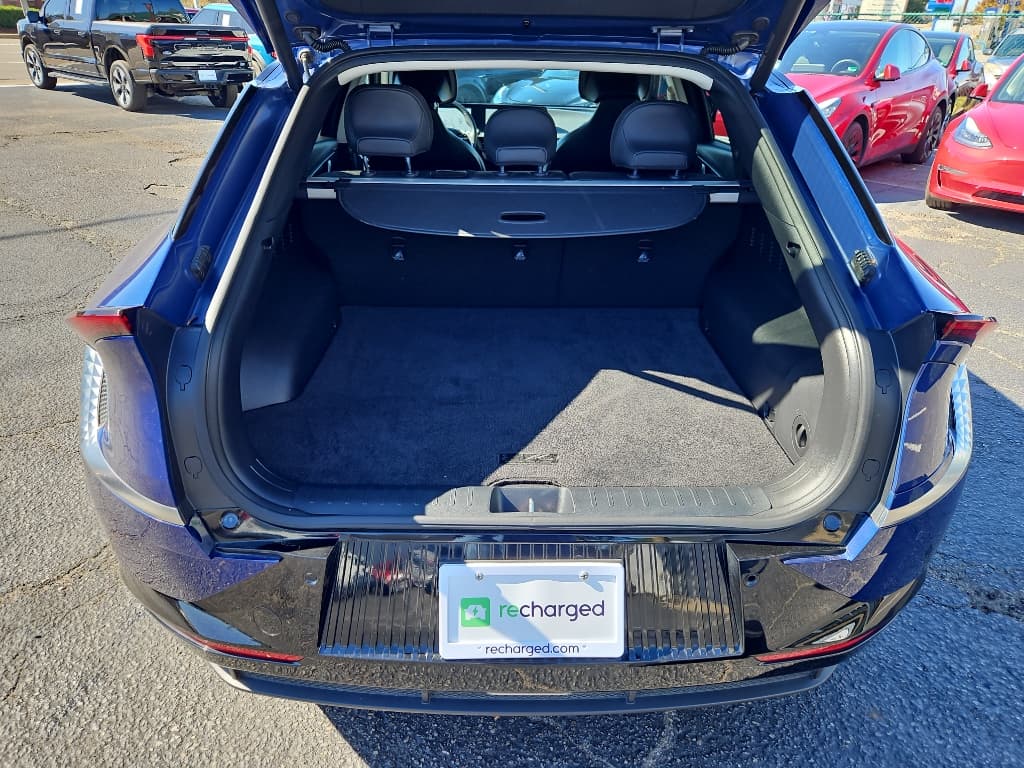 2024 Kia EV6 view 27