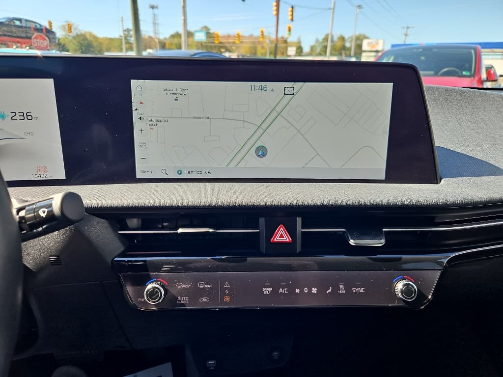 2024 Kia EV6 view 14