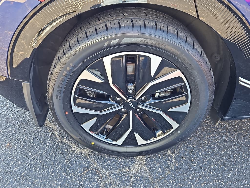 2024 Kia EV6 view 35