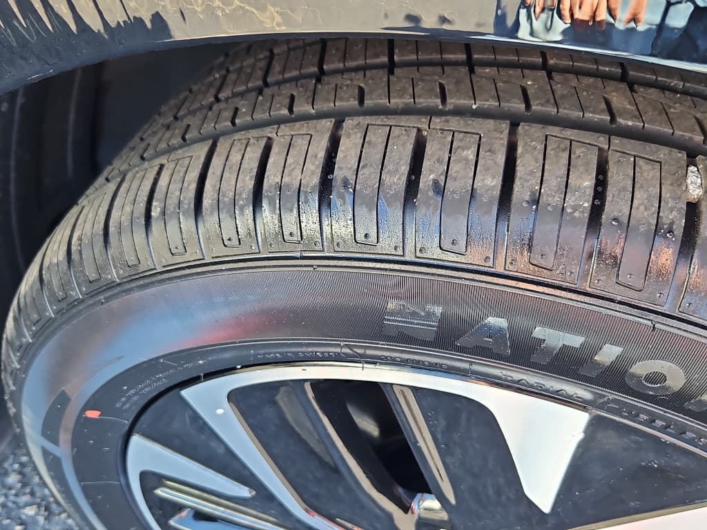 2024 Kia EV6 view 38