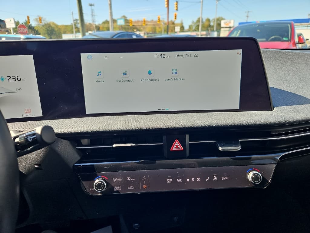 2024 Kia EV6 view 13