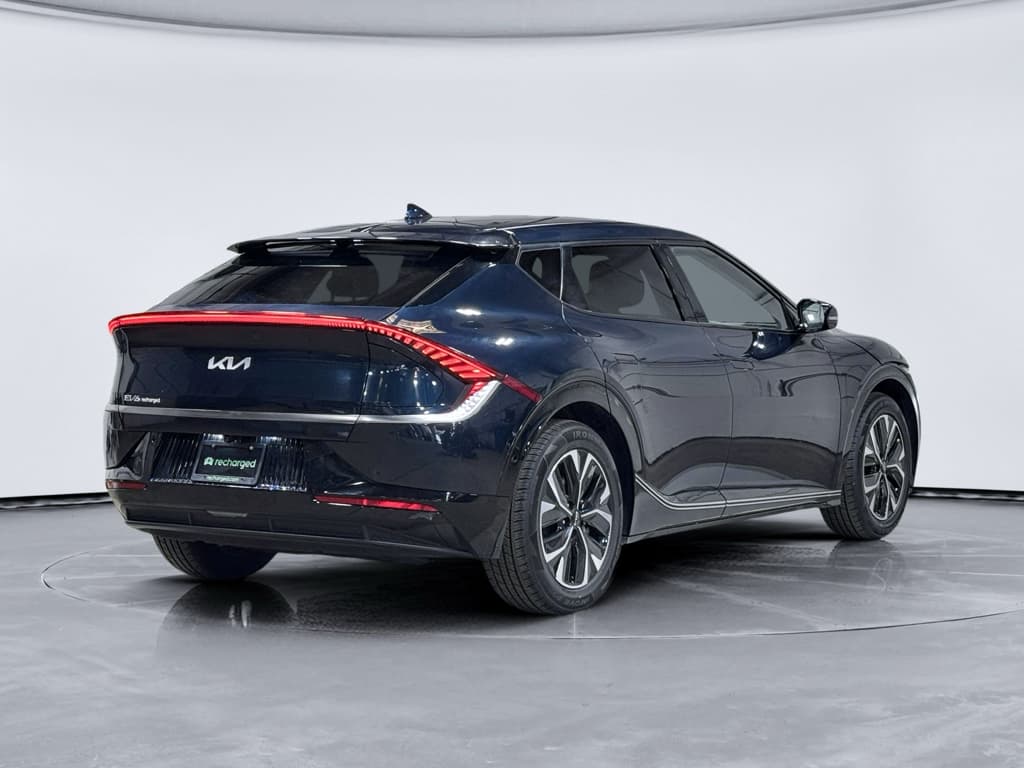2024 Kia EV6 view 3