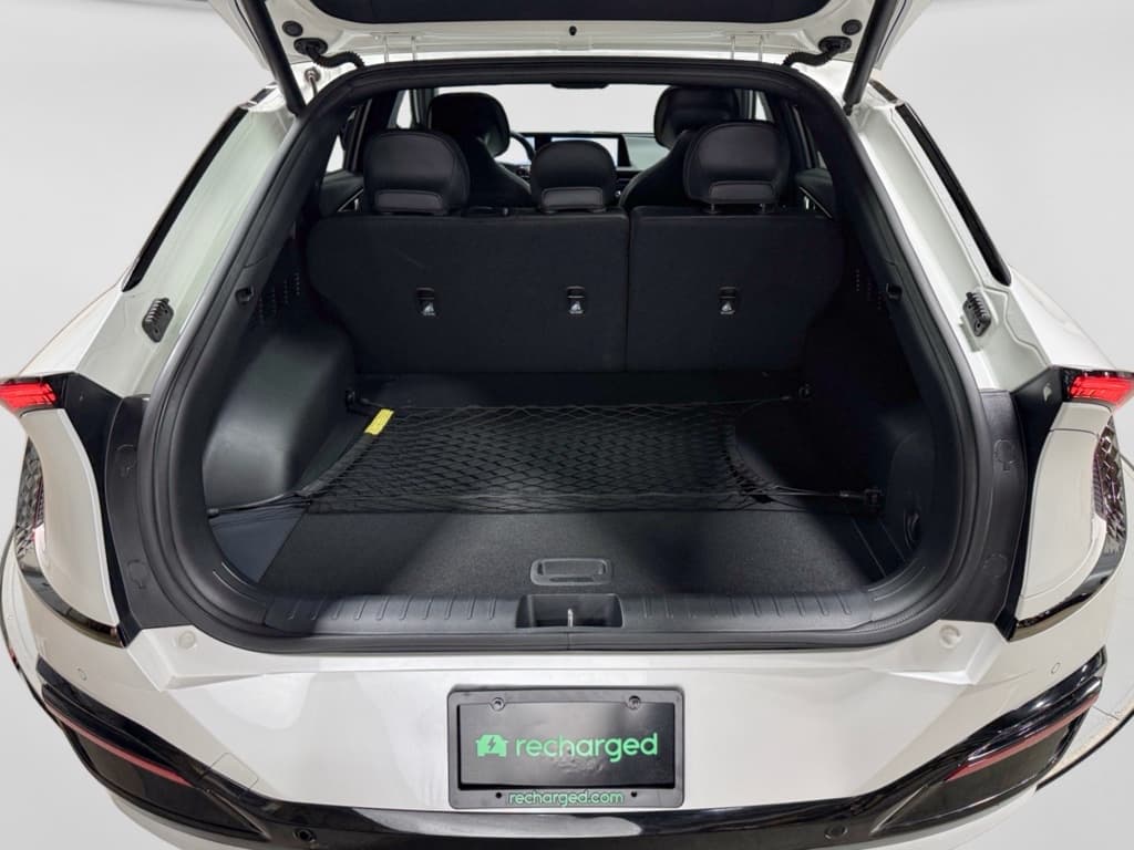 2024 Kia EV6 view 27