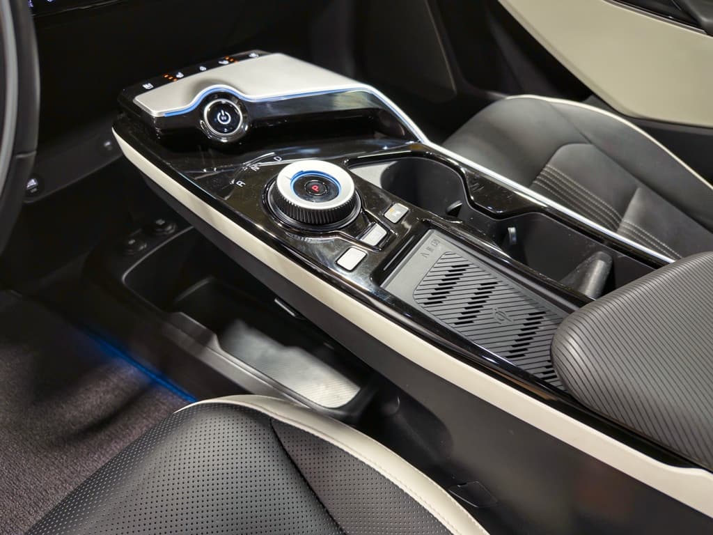 2024 Kia EV6 view 20