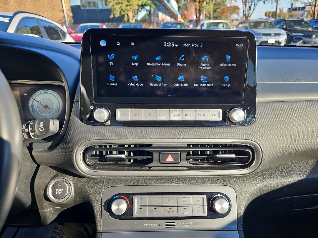 2023 Hyundai Kona EV view 10