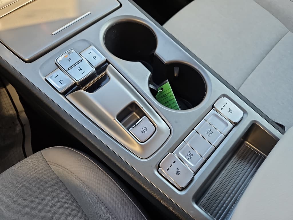 2023 Hyundai Kona EV view 19