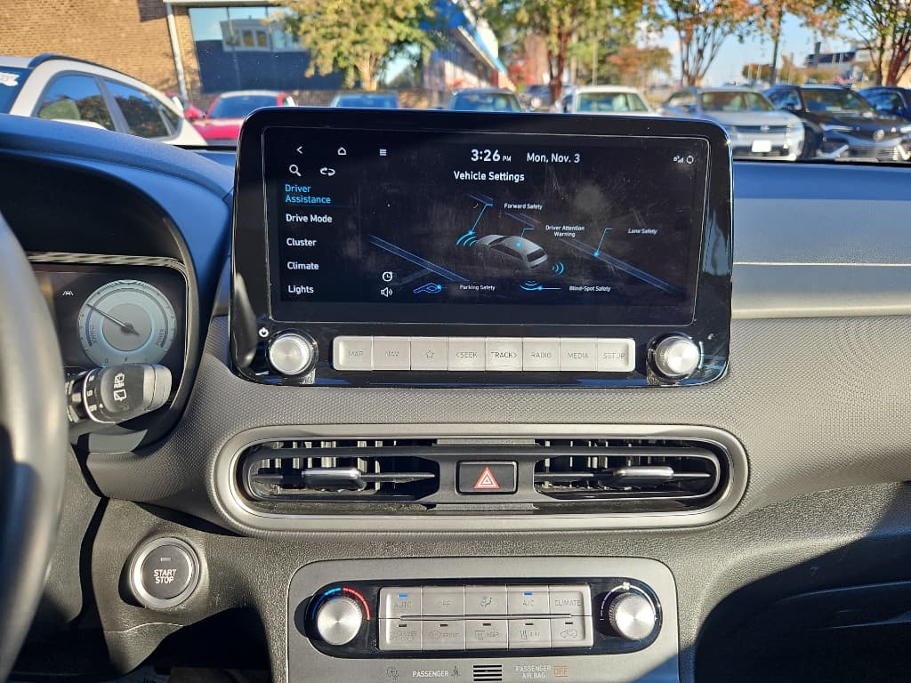 2023 Hyundai Kona EV view 13