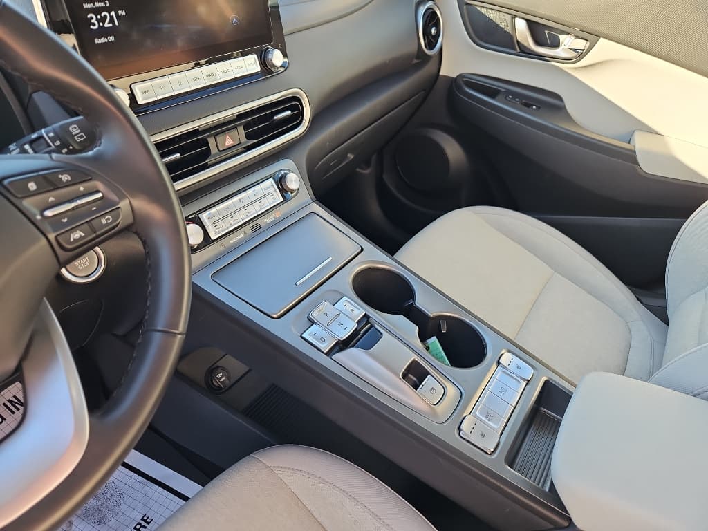 2023 Hyundai Kona EV view 18