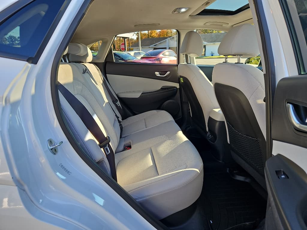 2023 Hyundai Kona EV view 22