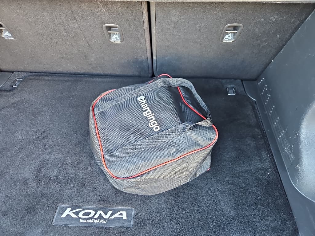 2023 Hyundai Kona EV view 6