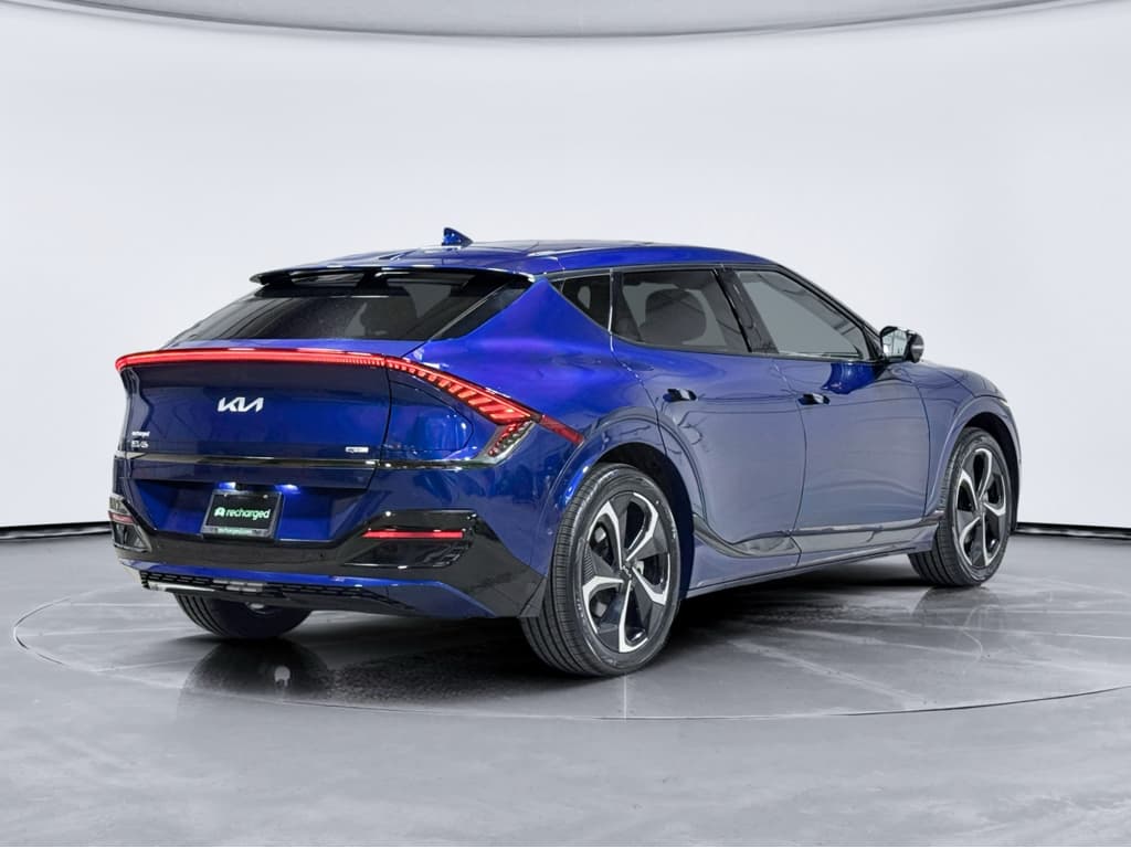 2024 Kia EV6 view 3