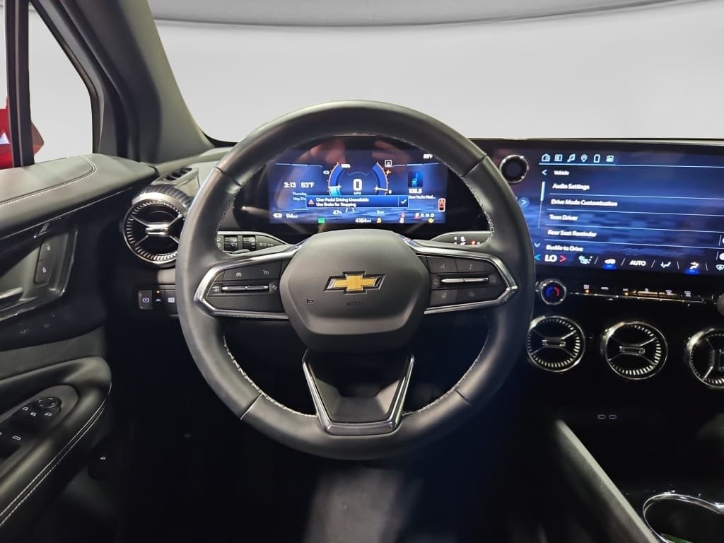 2025 Chevrolet Blazer EV view 7