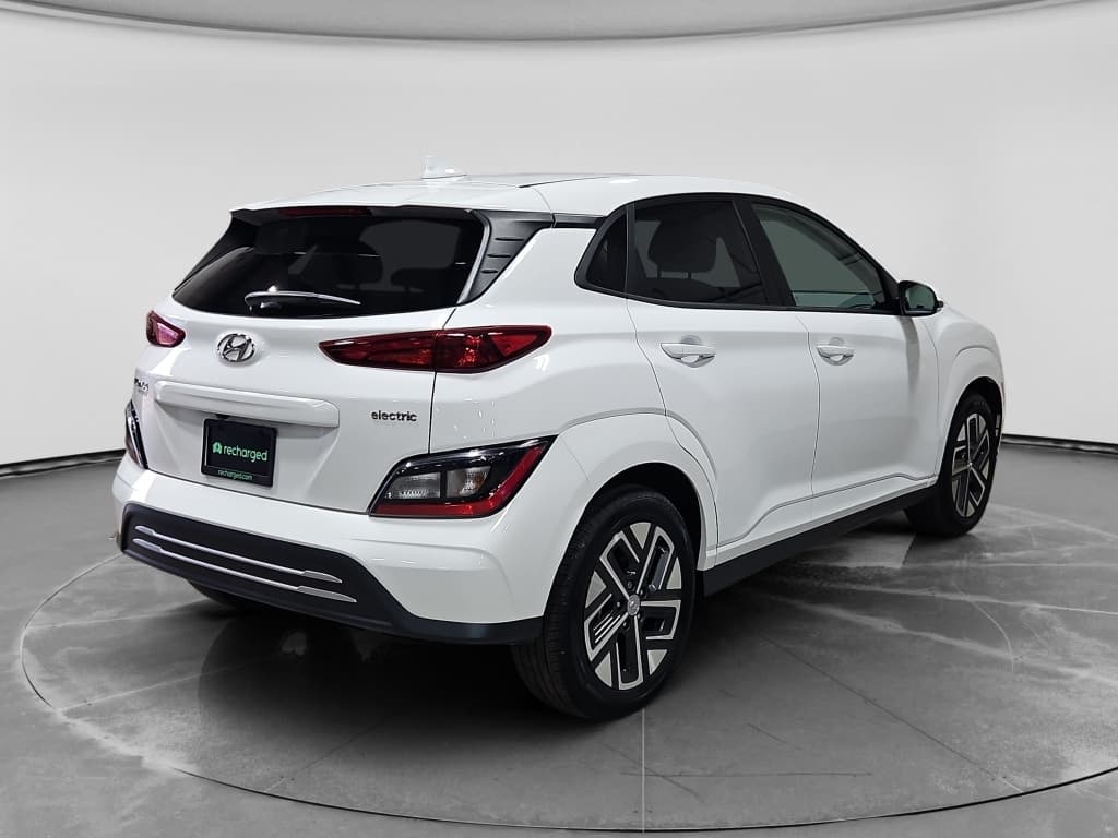 2023 Hyundai Kona EV view 3