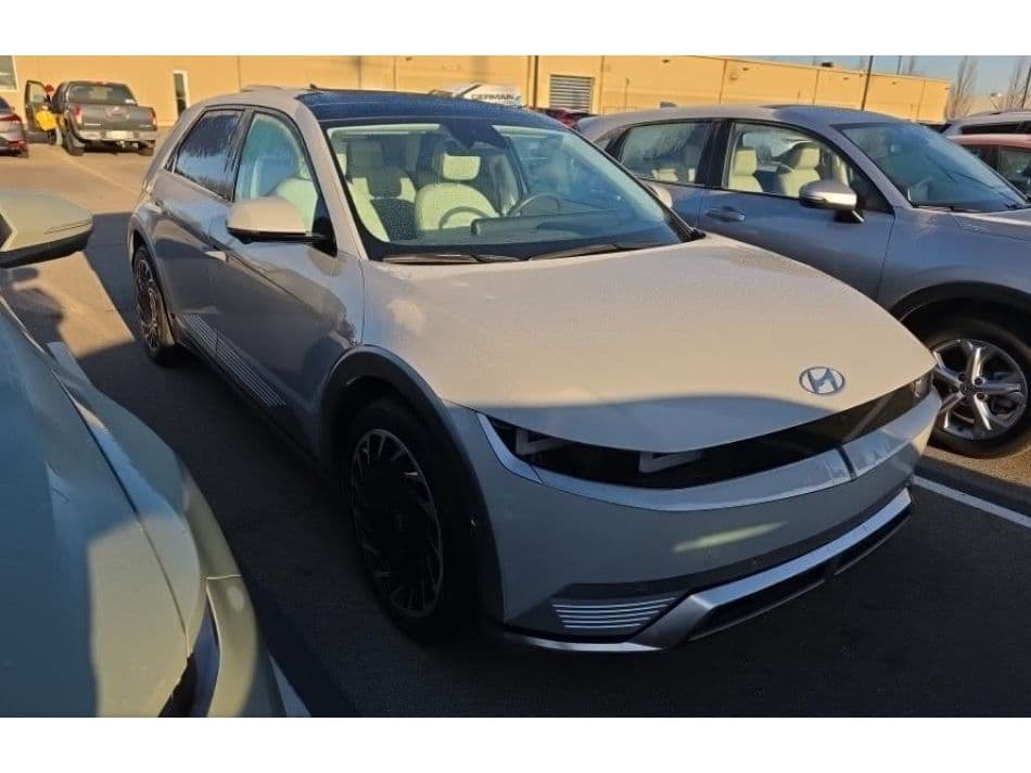 2023 Hyundai IONIQ 5 view 2