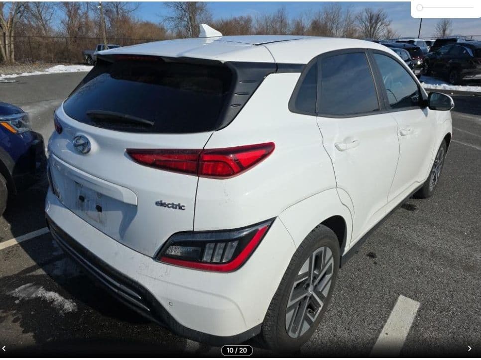2023 Hyundai Kona EV view 3