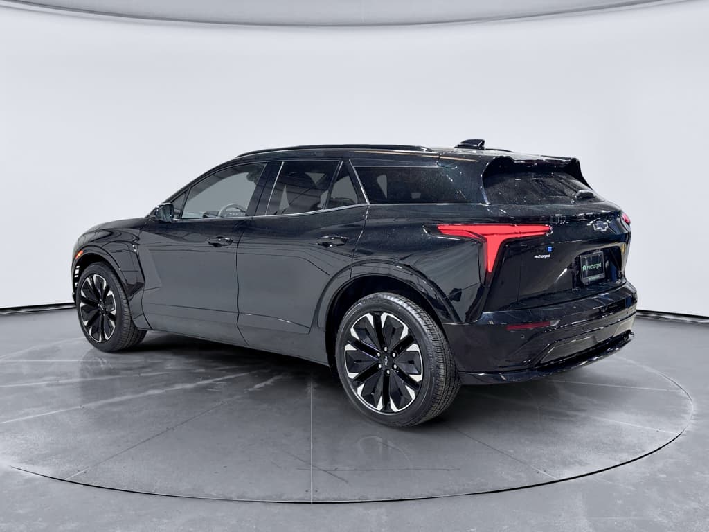2024 Chevrolet Blazer EV view 2