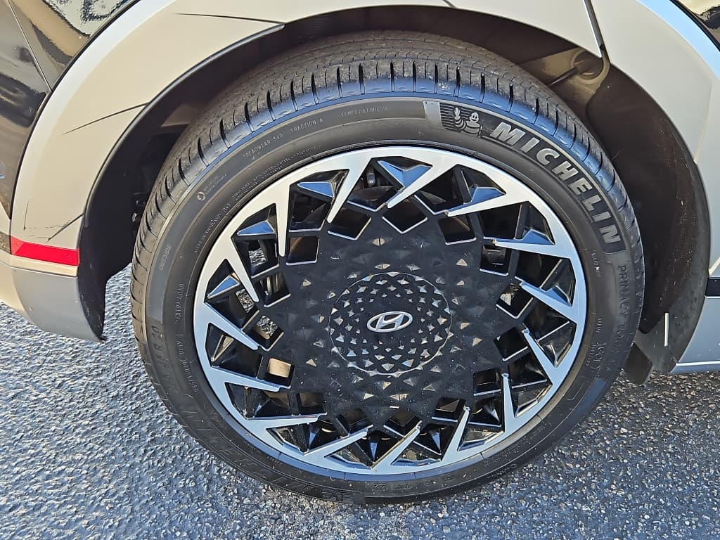 2023 Hyundai IONIQ 5 view 25