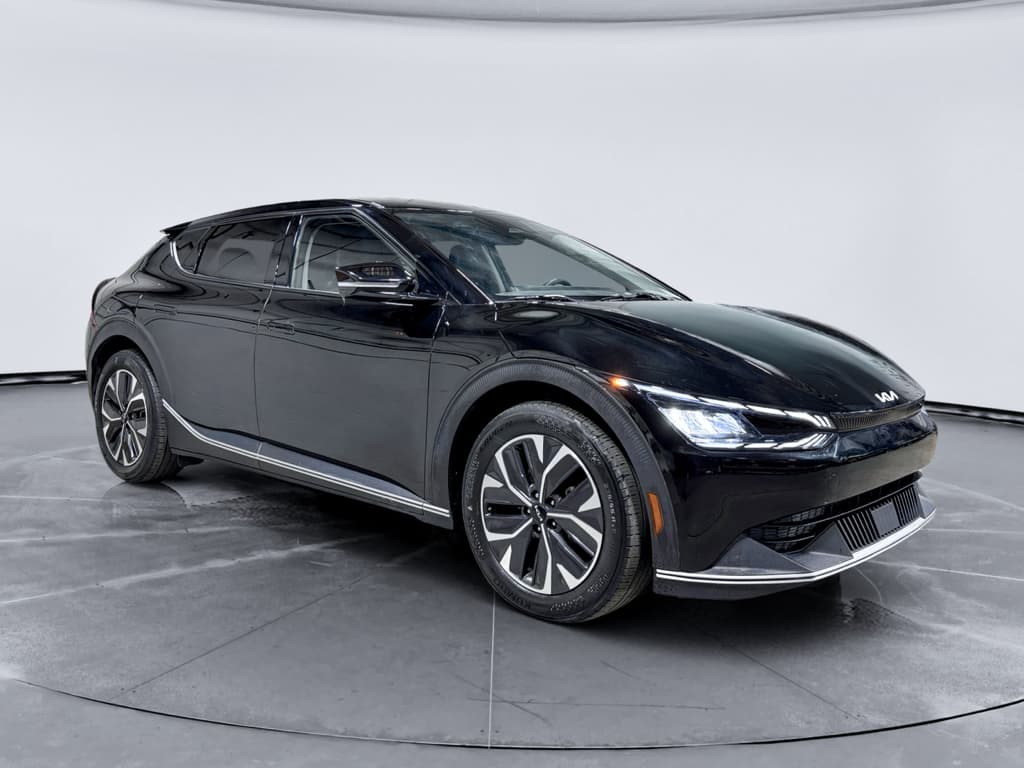2024 Kia EV6 view 4