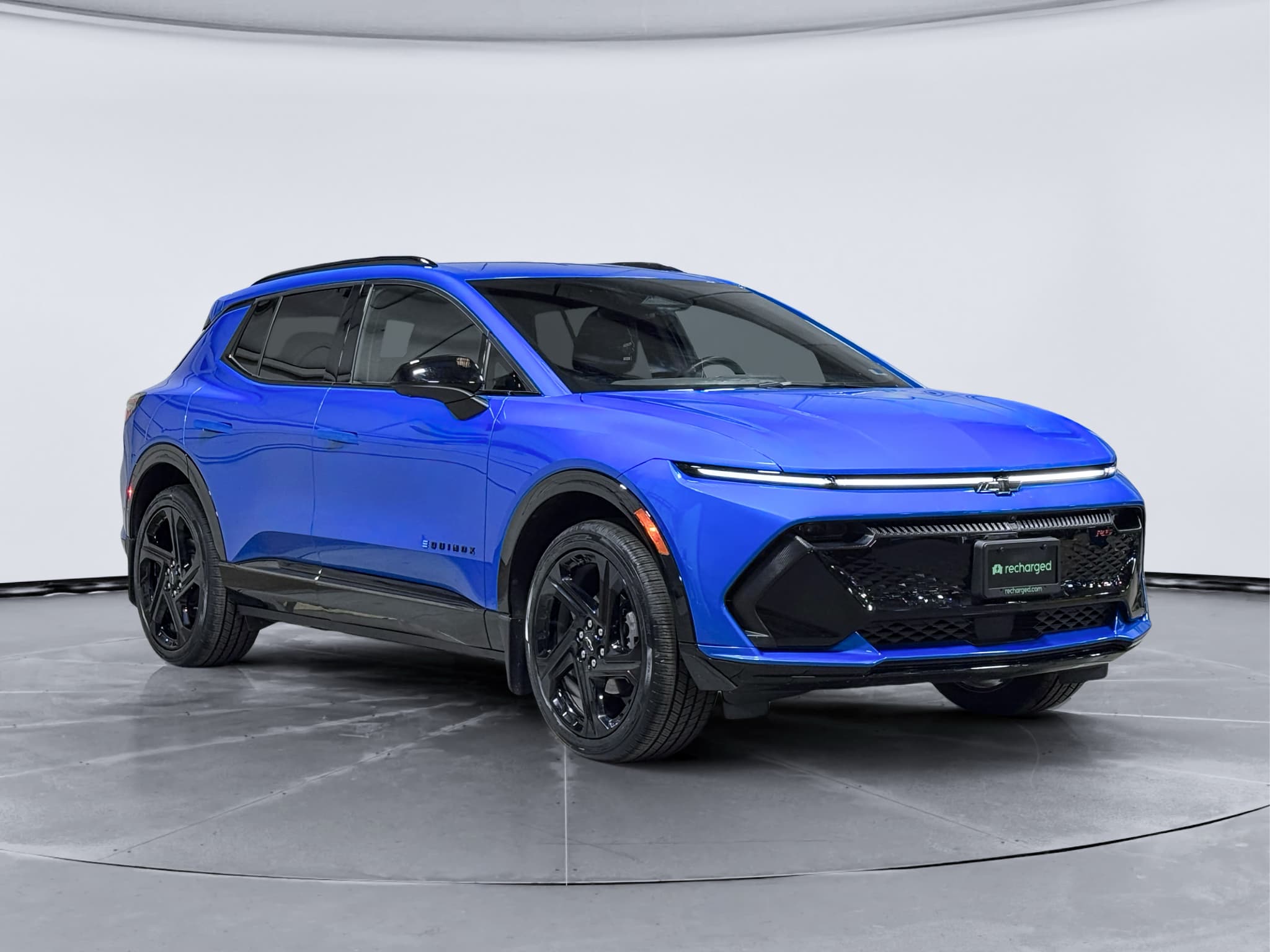 2025 Chevrolet Equinox EV view 4