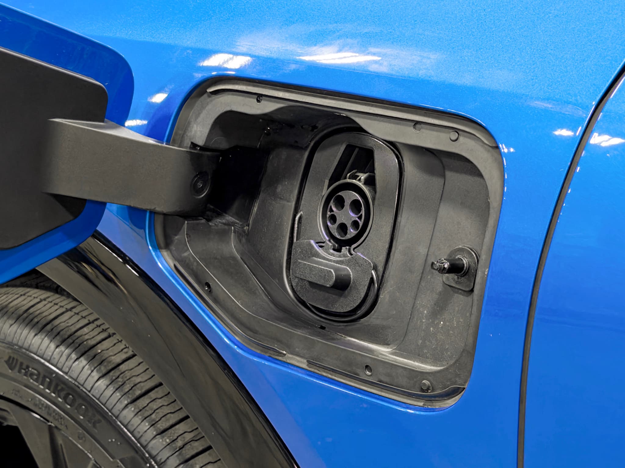 2025 Chevrolet Equinox EV view 5