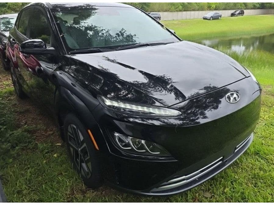 2023 Hyundai Kona EV view 2
